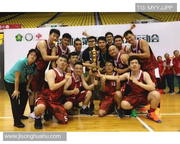 深圳篮球队的比赛经验探讨与成长之路分析